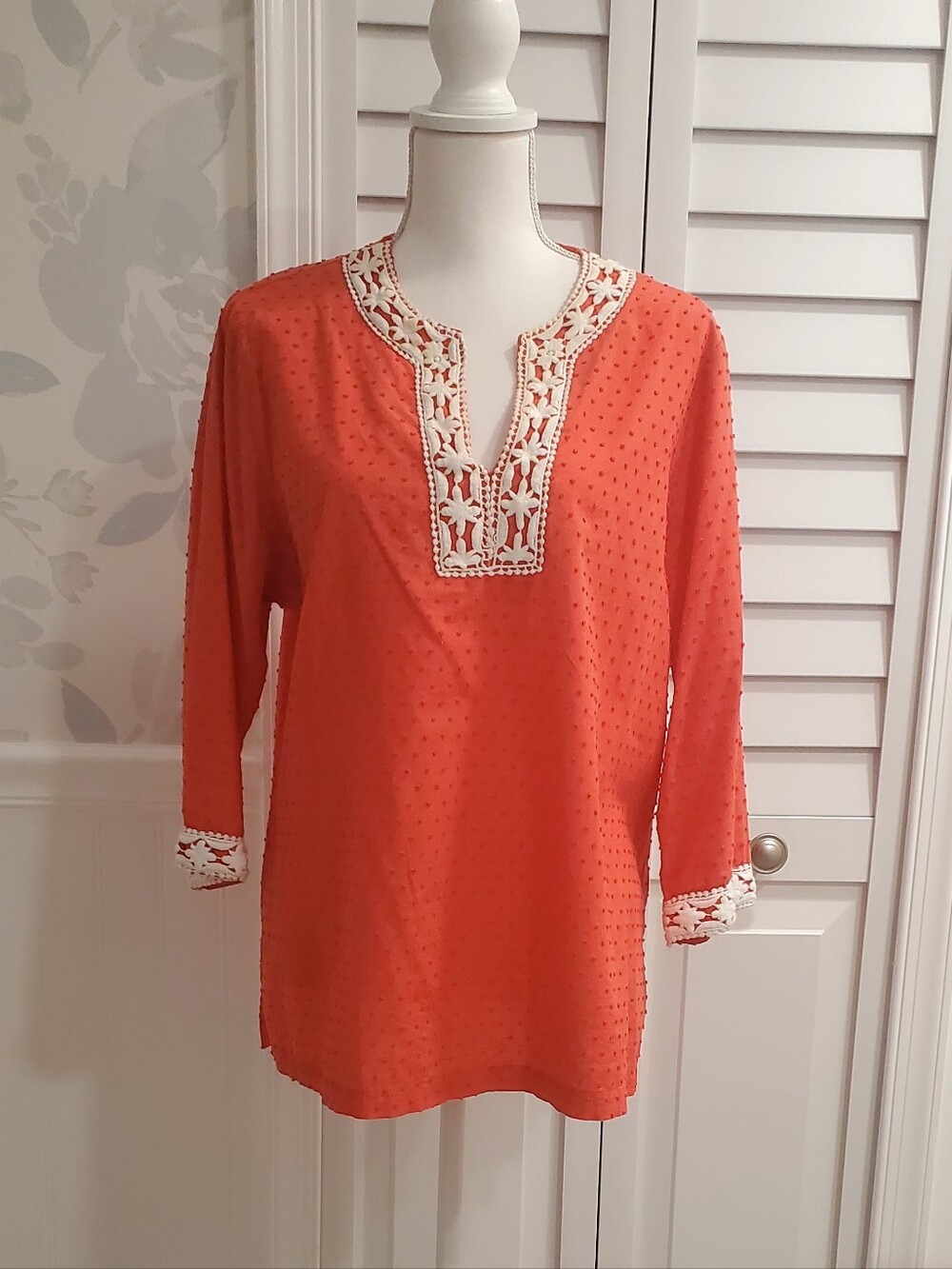 Women’s Coral Red Tunic Top with Lace Embroydered Trim Large Coral Bay